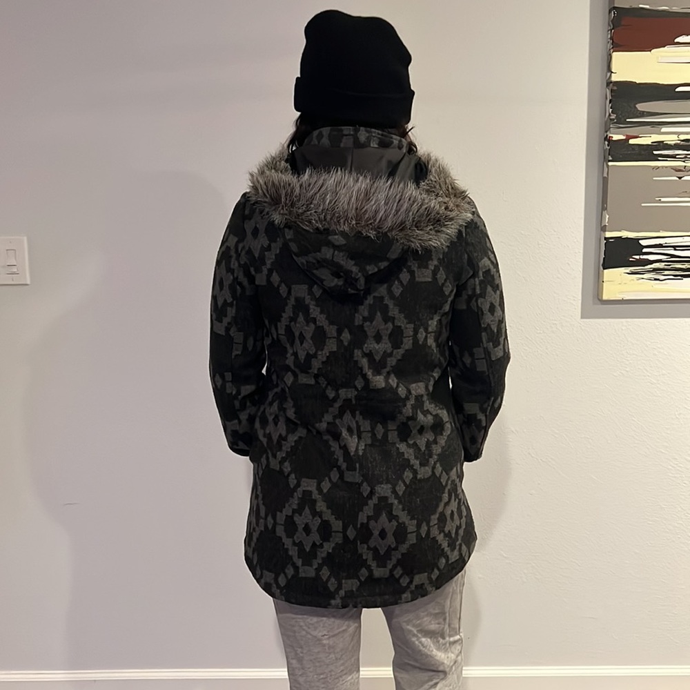 Hooded jacket - Picture 2 of 5